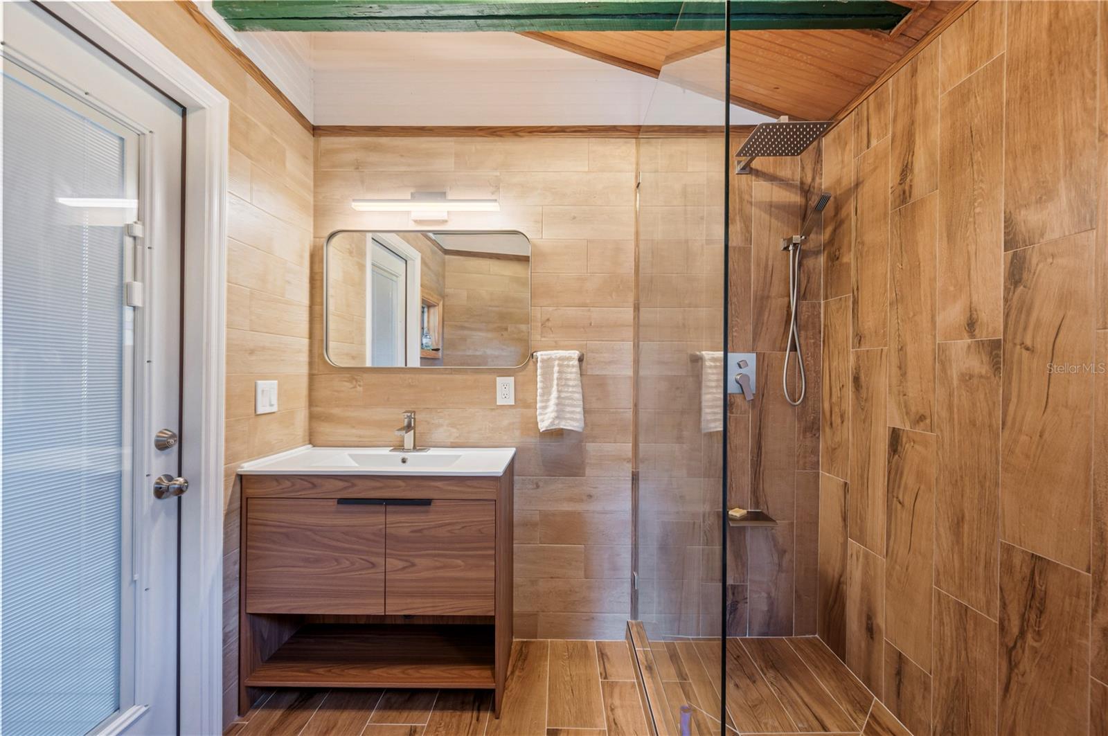 Image 43 of 87 For 216 Corbett Road