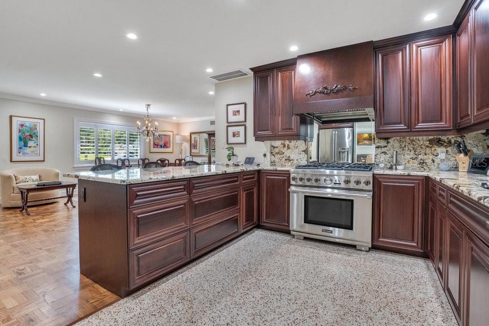 Image 11 of 64 For 2307 Jonila Avenue
