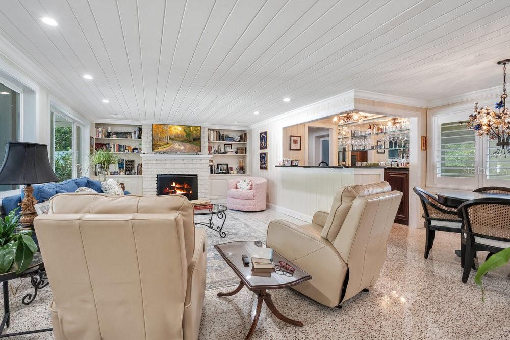 Image 4 of 64 For 2307 Jonila Avenue
