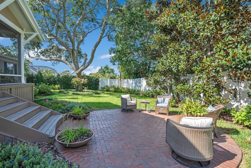 Image 40 of 64 For 2307 Jonila Avenue
