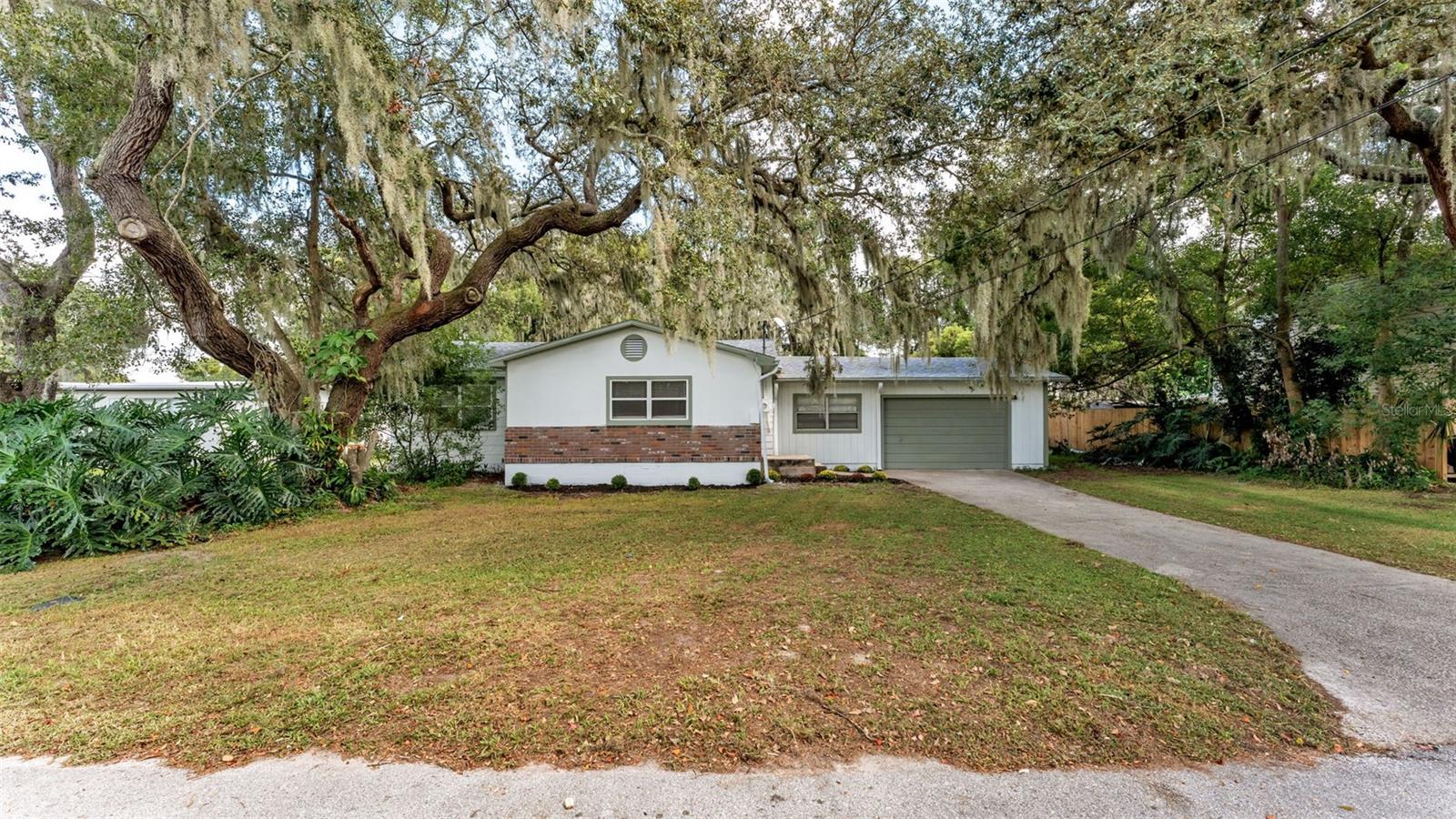 Image 4 of 46 For 4644 Gary Avenue