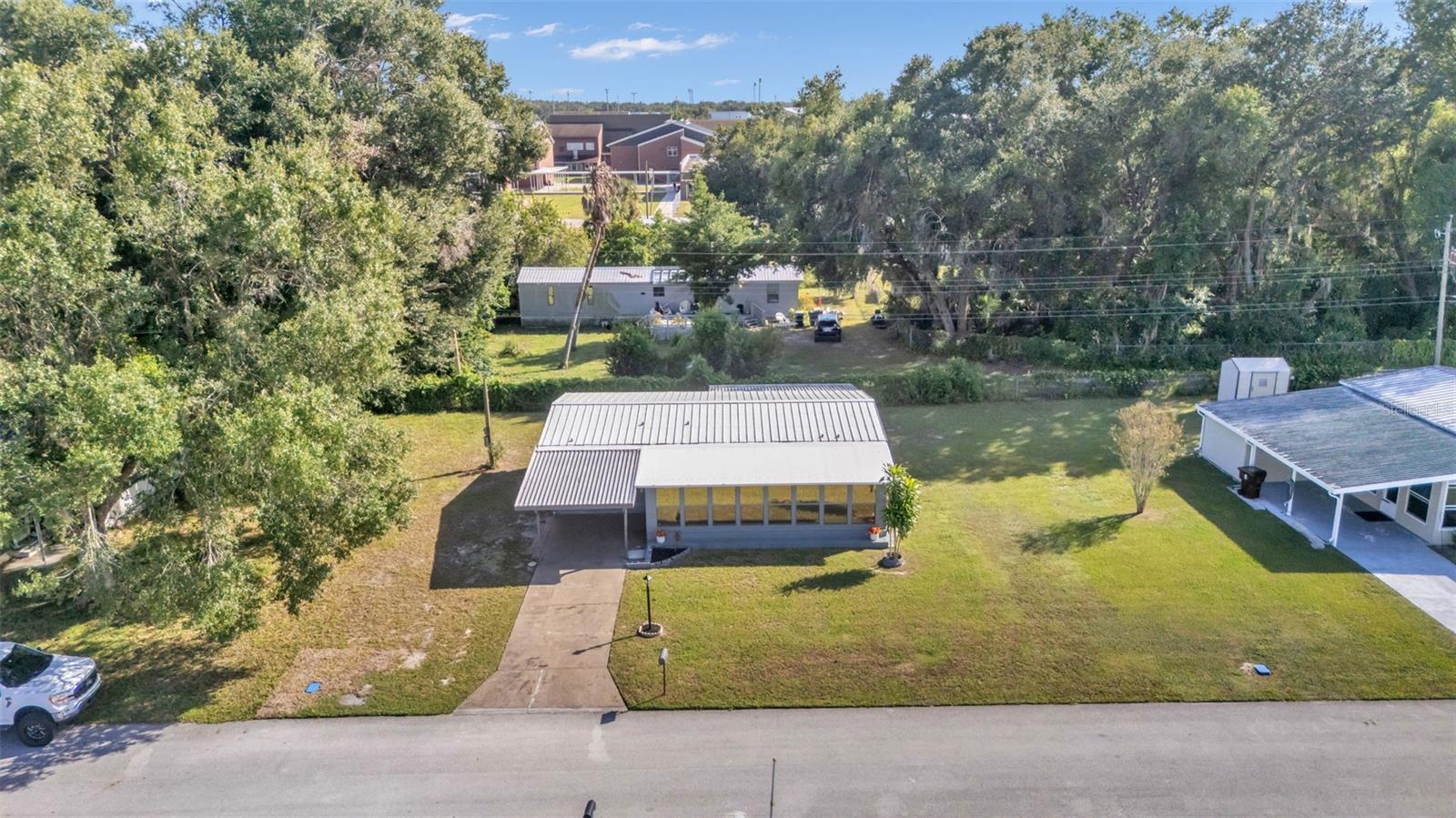 Image 9 of 31 For 203 Janet Lane