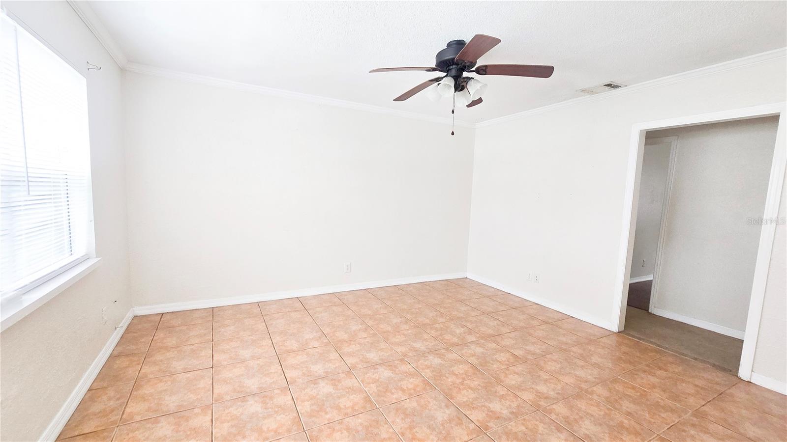 Image 3 of 13 For 2526 Edmond Circle