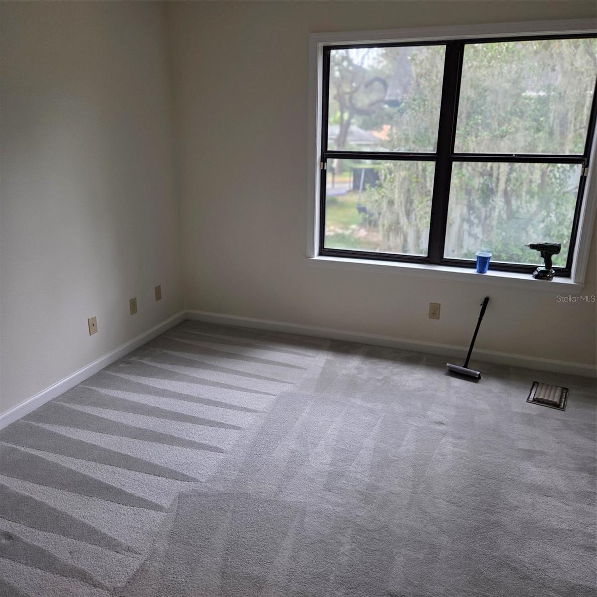 Image 14 of 41 For 4820 Ironwood Trail