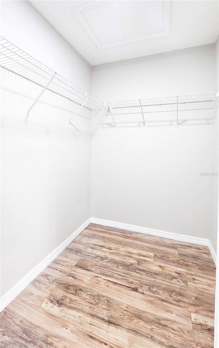 Image 21 of 30 For 3519 Kenwood Crossing