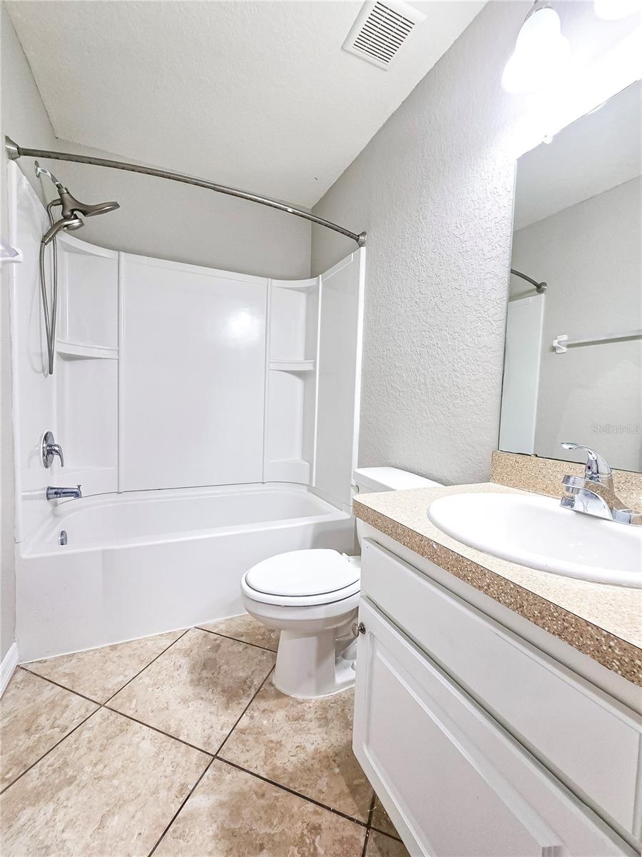 Image 25 of 30 For 3519 Kenwood Crossing