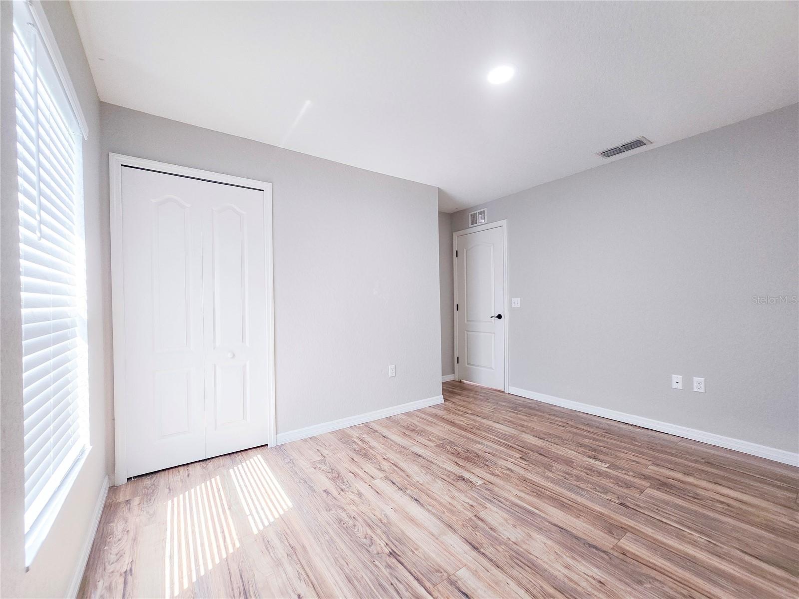 Image 26 of 30 For 3519 Kenwood Crossing