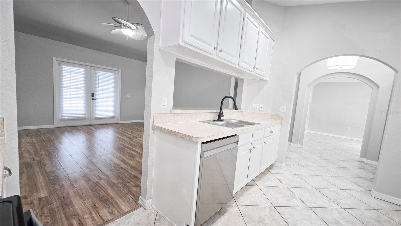 Image 7 of 30 For 3519 Kenwood Crossing