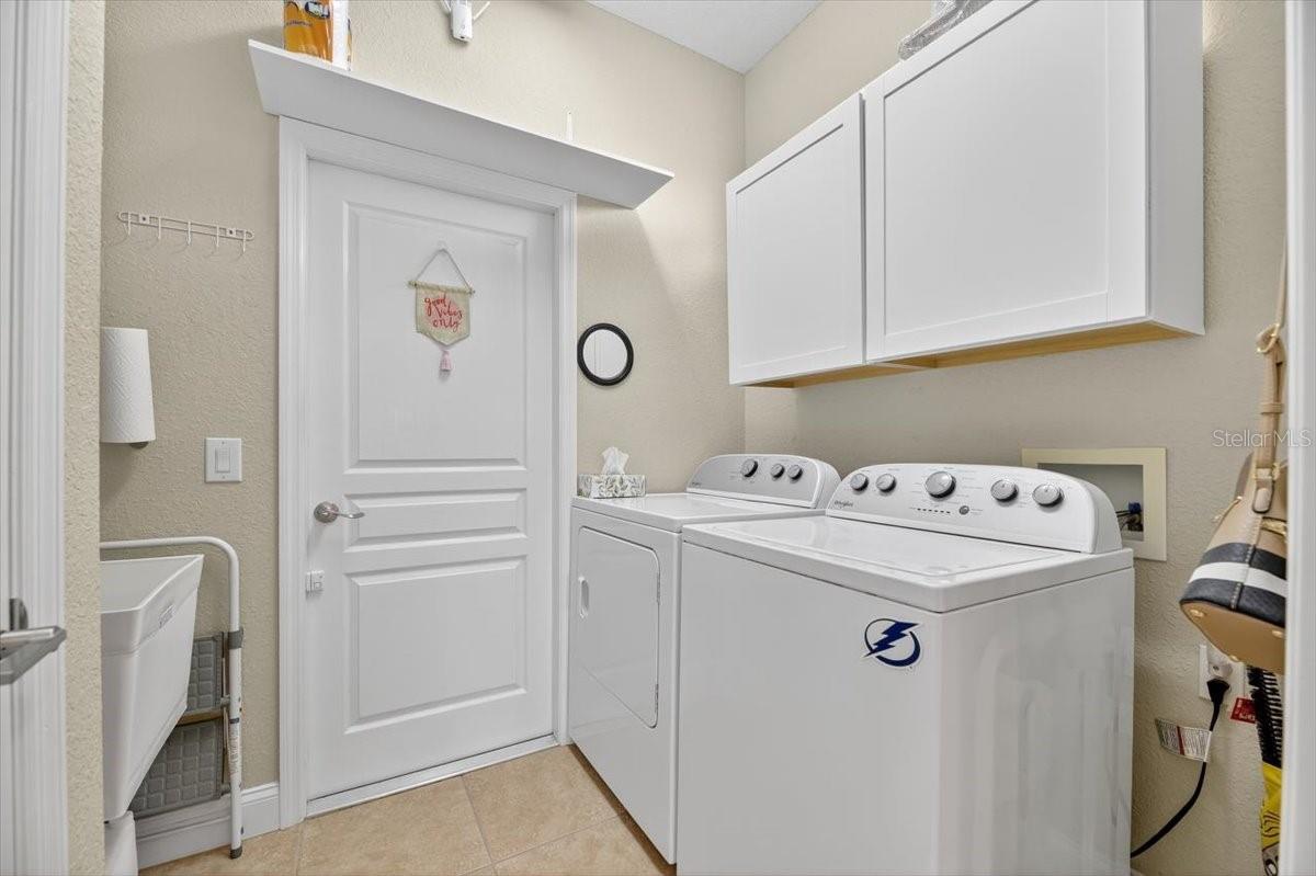 Image 37 of 59 For 8147 Lake James Drive