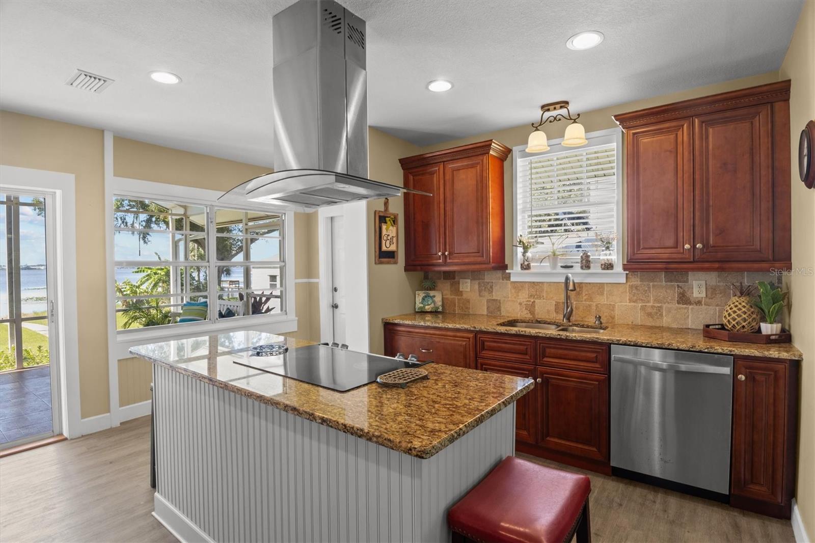 Image 25 of 48 For 1221 Lake Reedy Boulevard