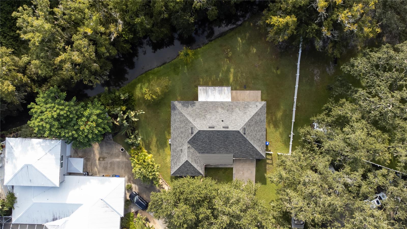 Image 17 of 37 For 1731 Lagoon Court