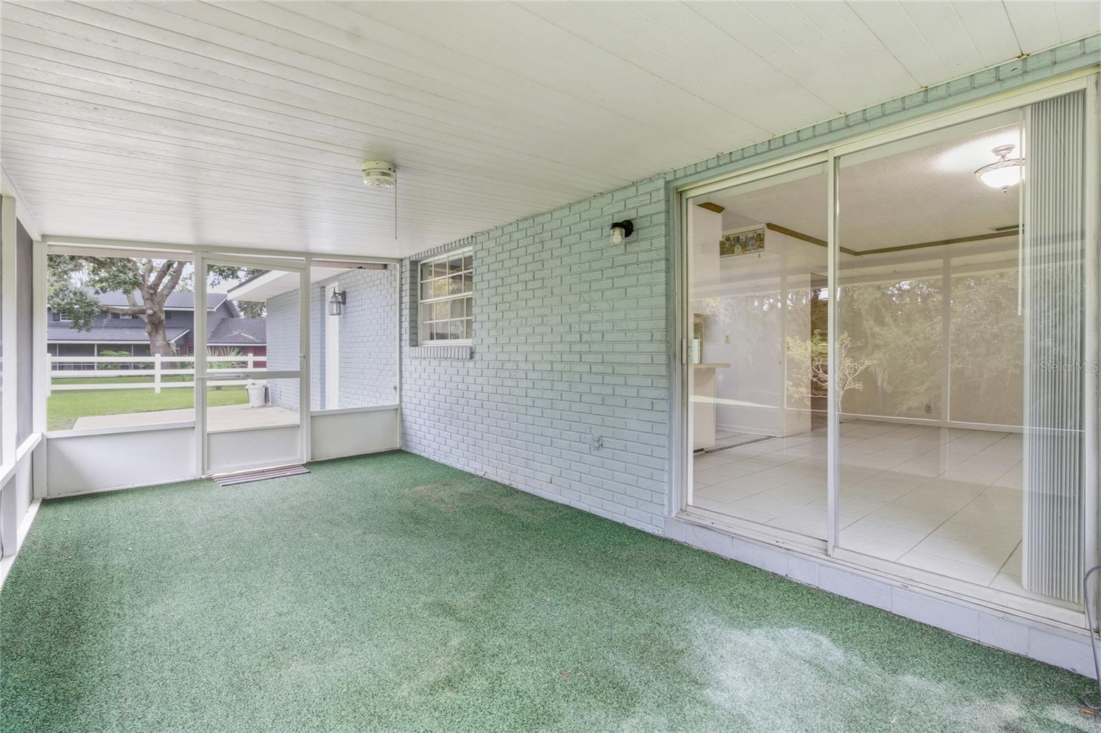 Image 26 of 37 For 1731 Lagoon Court