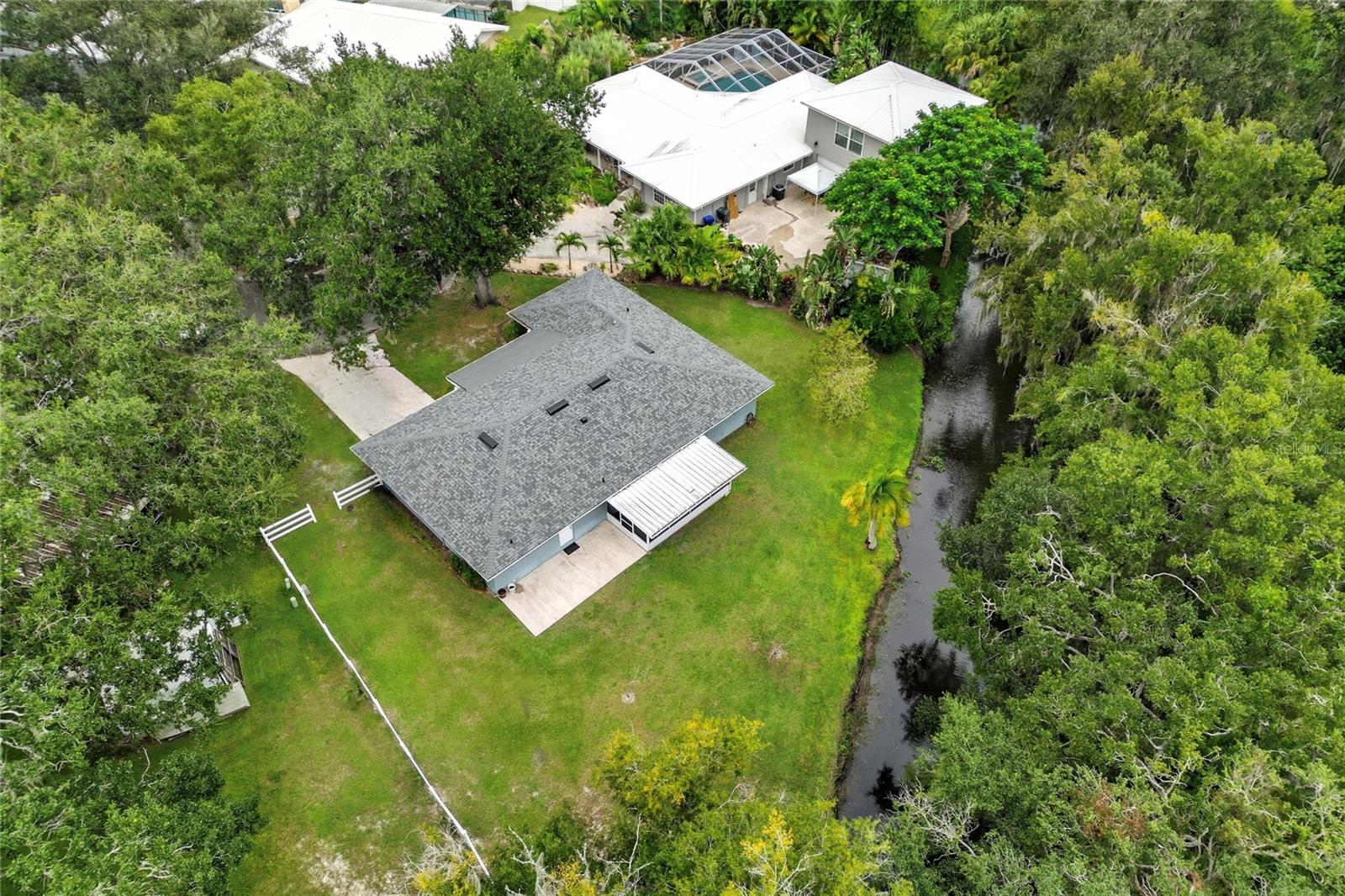 Image 34 of 37 For 1731 Lagoon Court