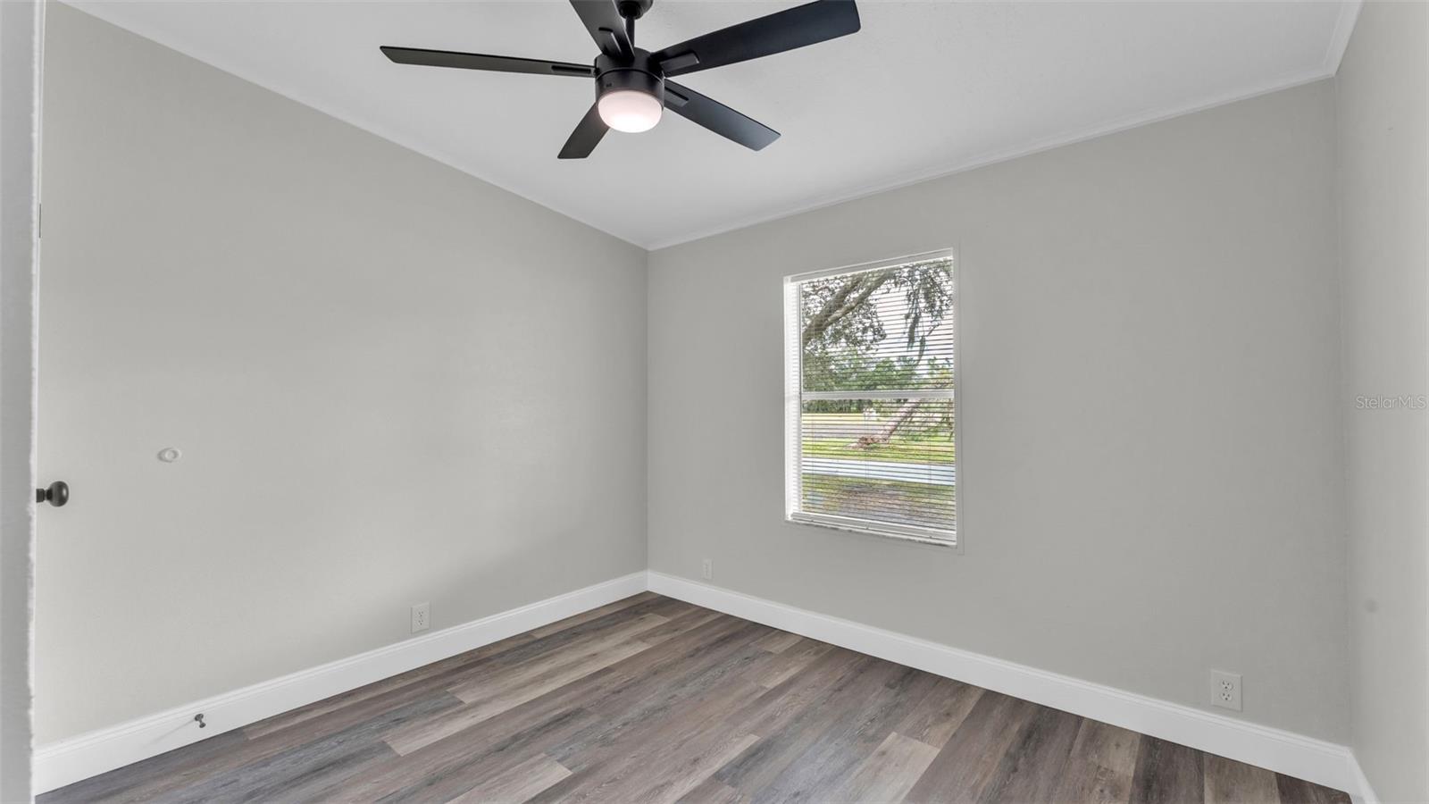Image 11 of 21 For 3913 Owens Road