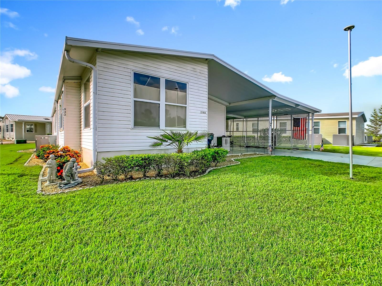 Details for 2165 Cypress Cross Drive, LAKELAND, FL 33810