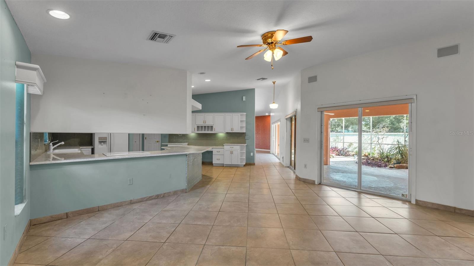 Image 23 of 57 For 805 Susan Place