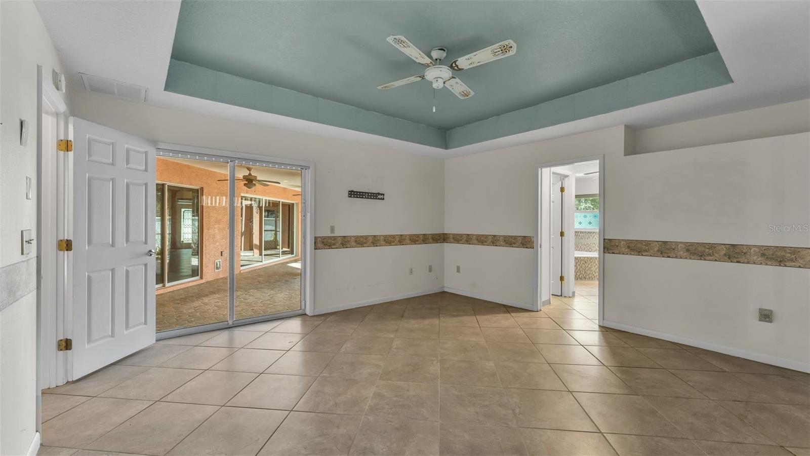 Image 27 of 57 For 805 Susan Place