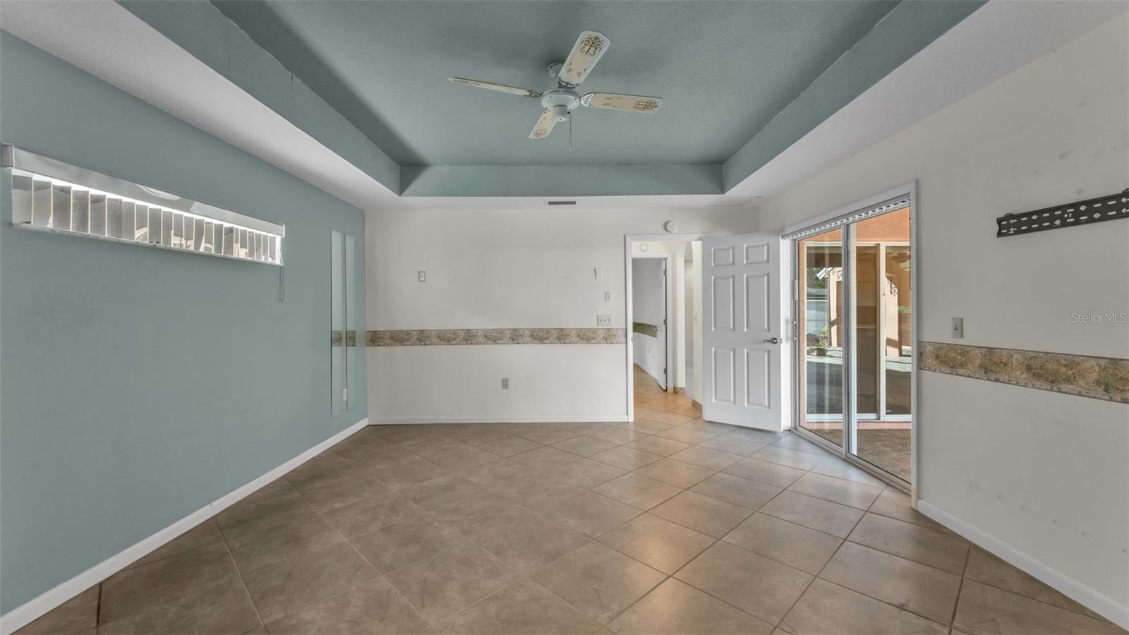 Image 28 of 57 For 805 Susan Place