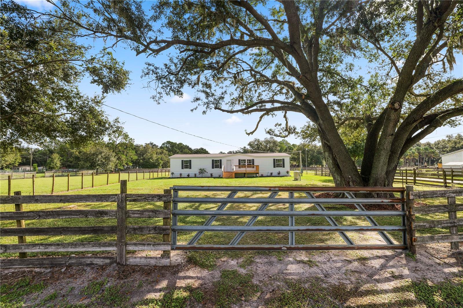 Details for 7043 Glen Meadow Drive, LAKELAND, FL 33810