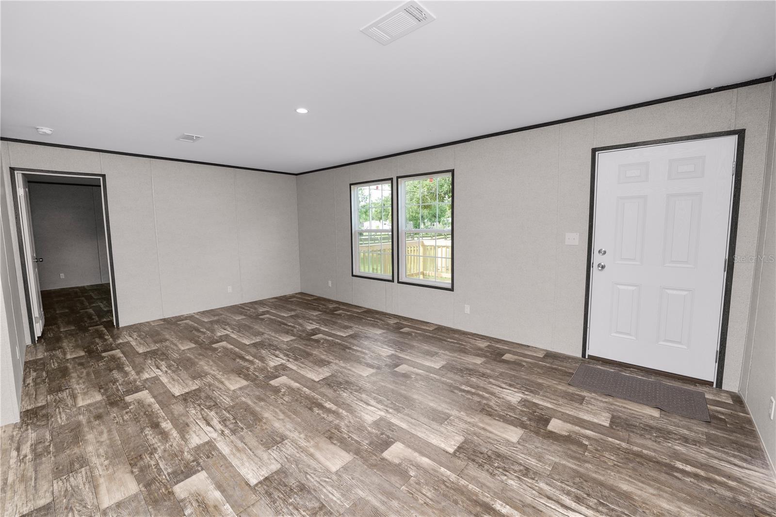 Image 11 of 59 For 7043 Glen Meadow Drive