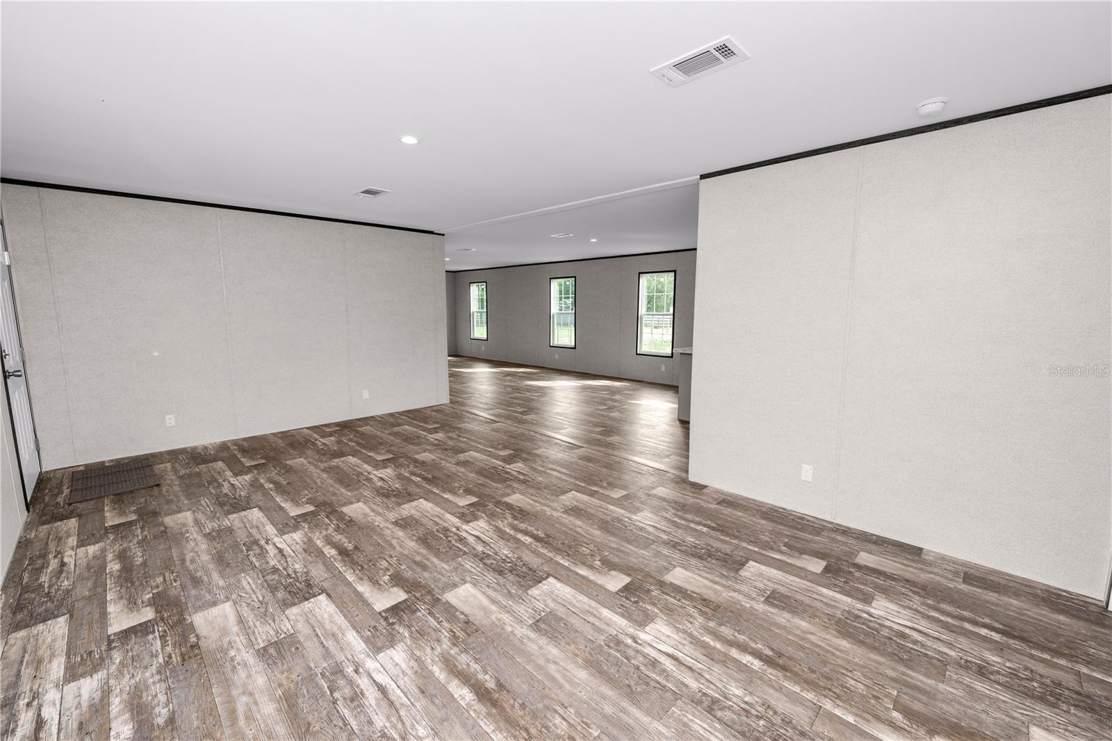 Image 24 of 59 For 7043 Glen Meadow Drive