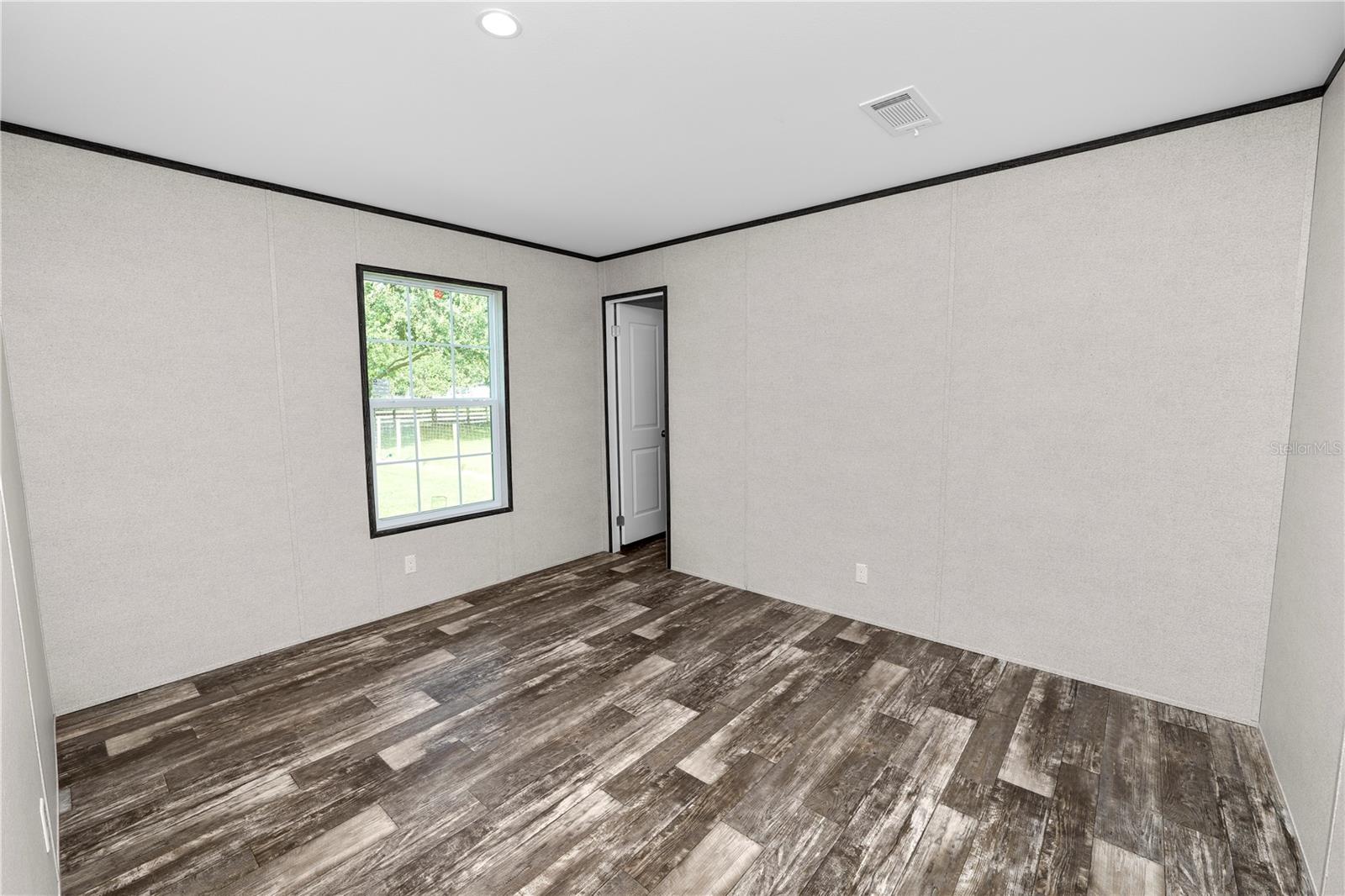 Image 36 of 59 For 7043 Glen Meadow Drive