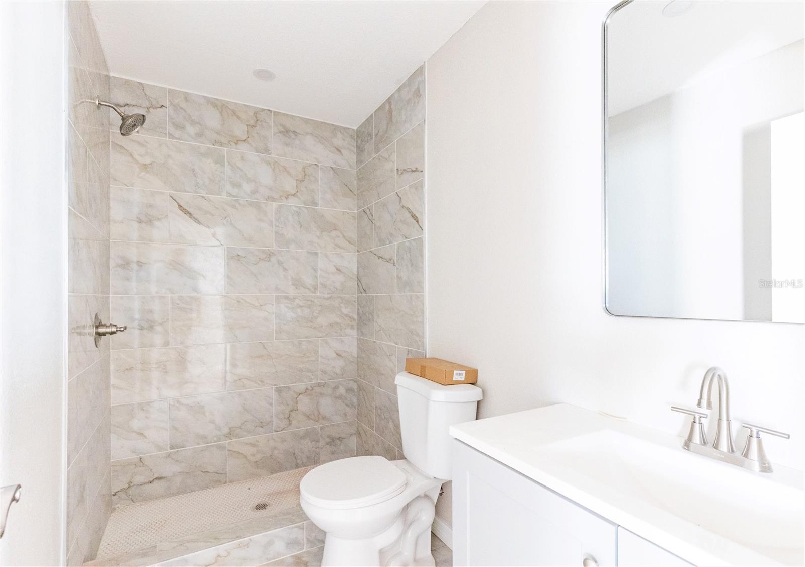 Image 6 of 7 For 1740 2nd Street Ne