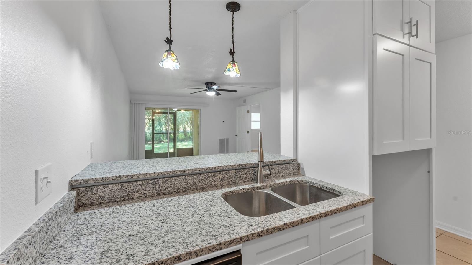 Image 10 of 30 For 141 Fernery Road D1