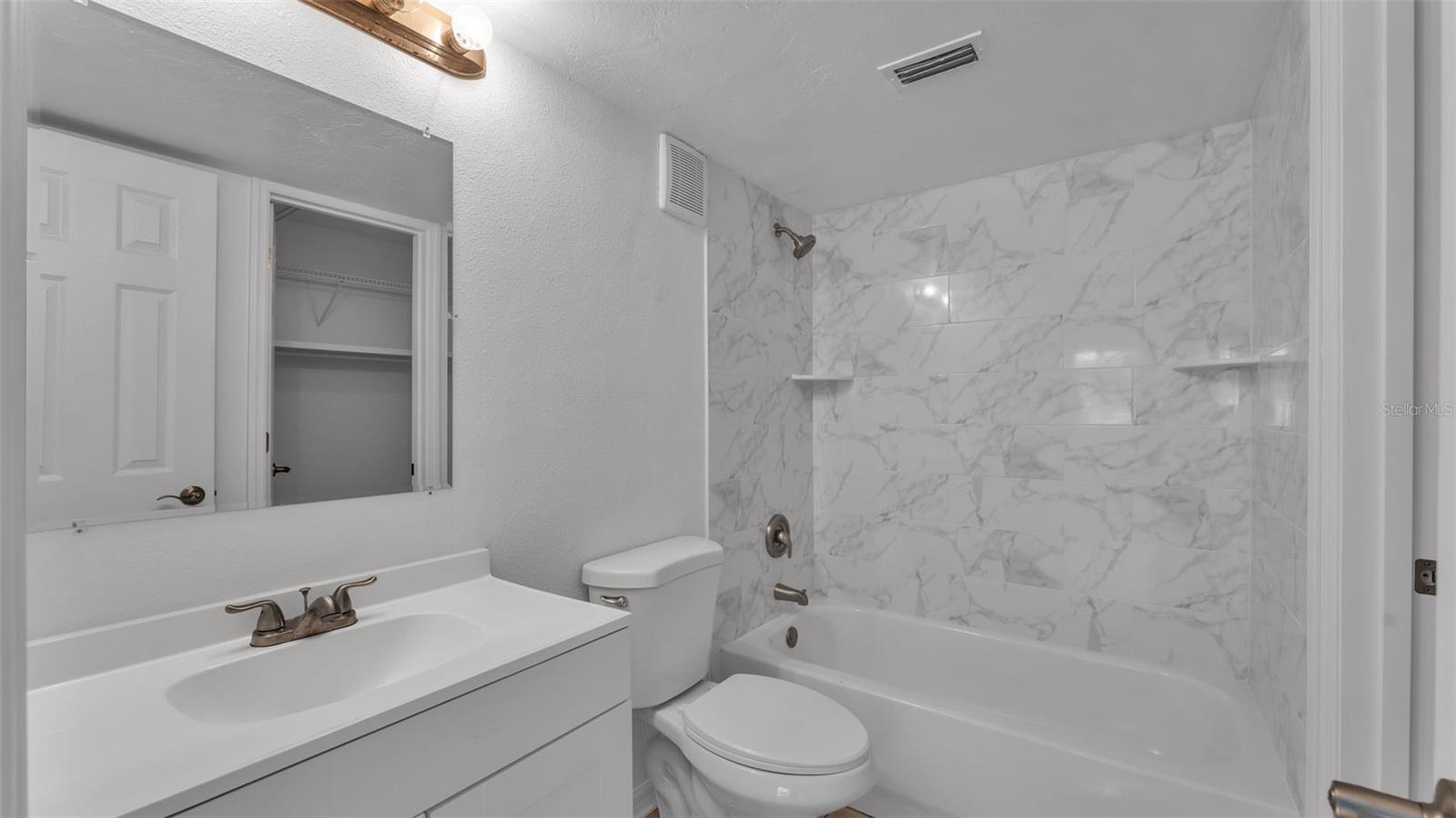 Image 15 of 30 For 141 Fernery Road D1