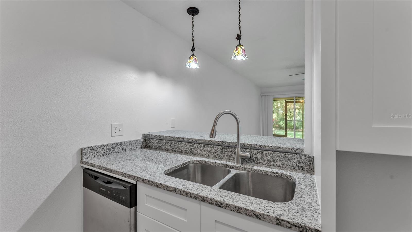 Image 7 of 30 For 141 Fernery Road D1