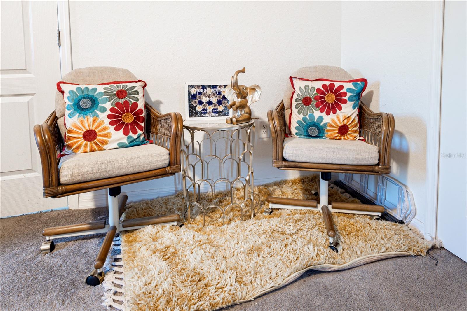 Image 22 of 37 For 394 9th Street