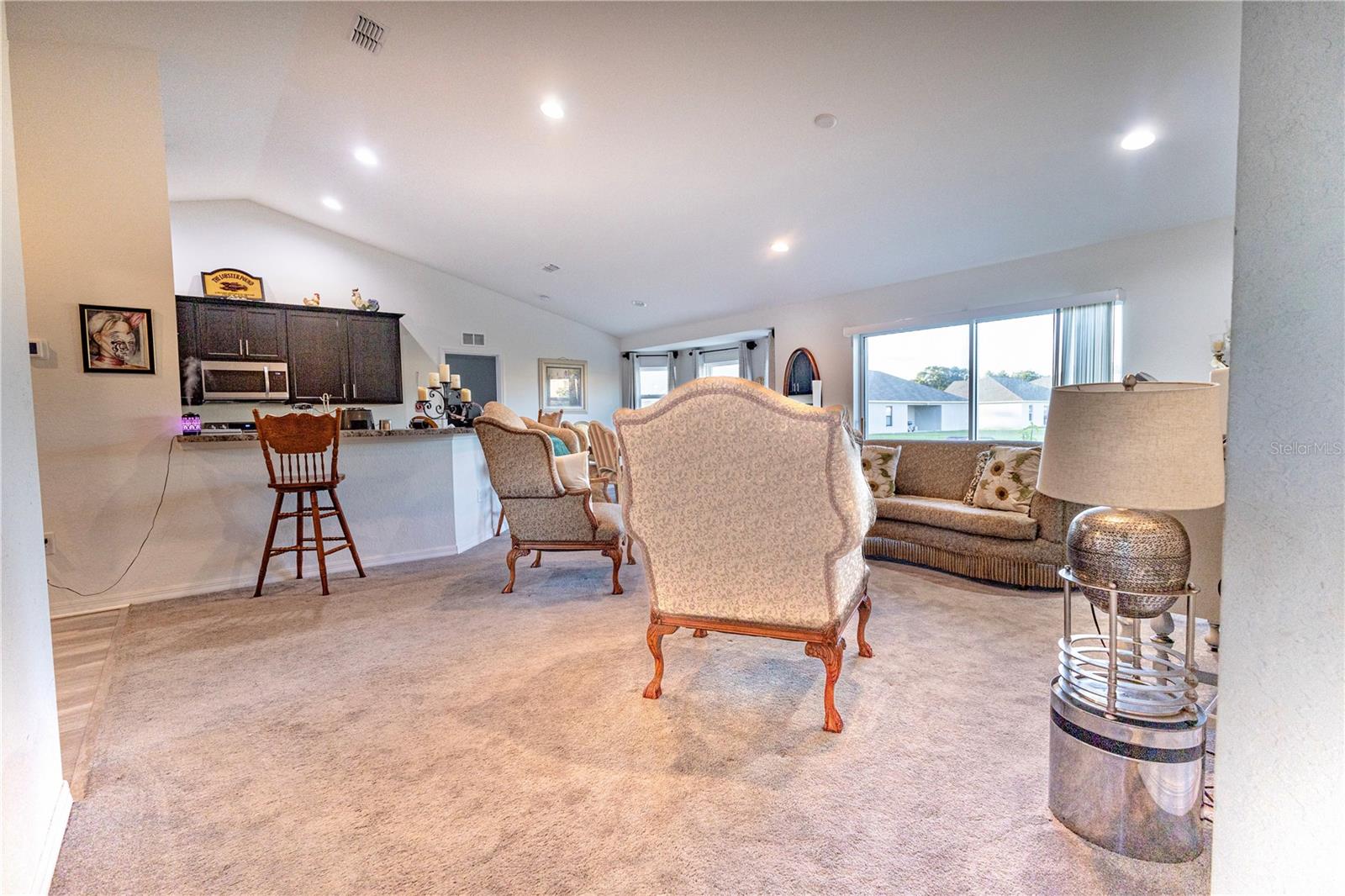 Image 26 of 37 For 394 9th Street