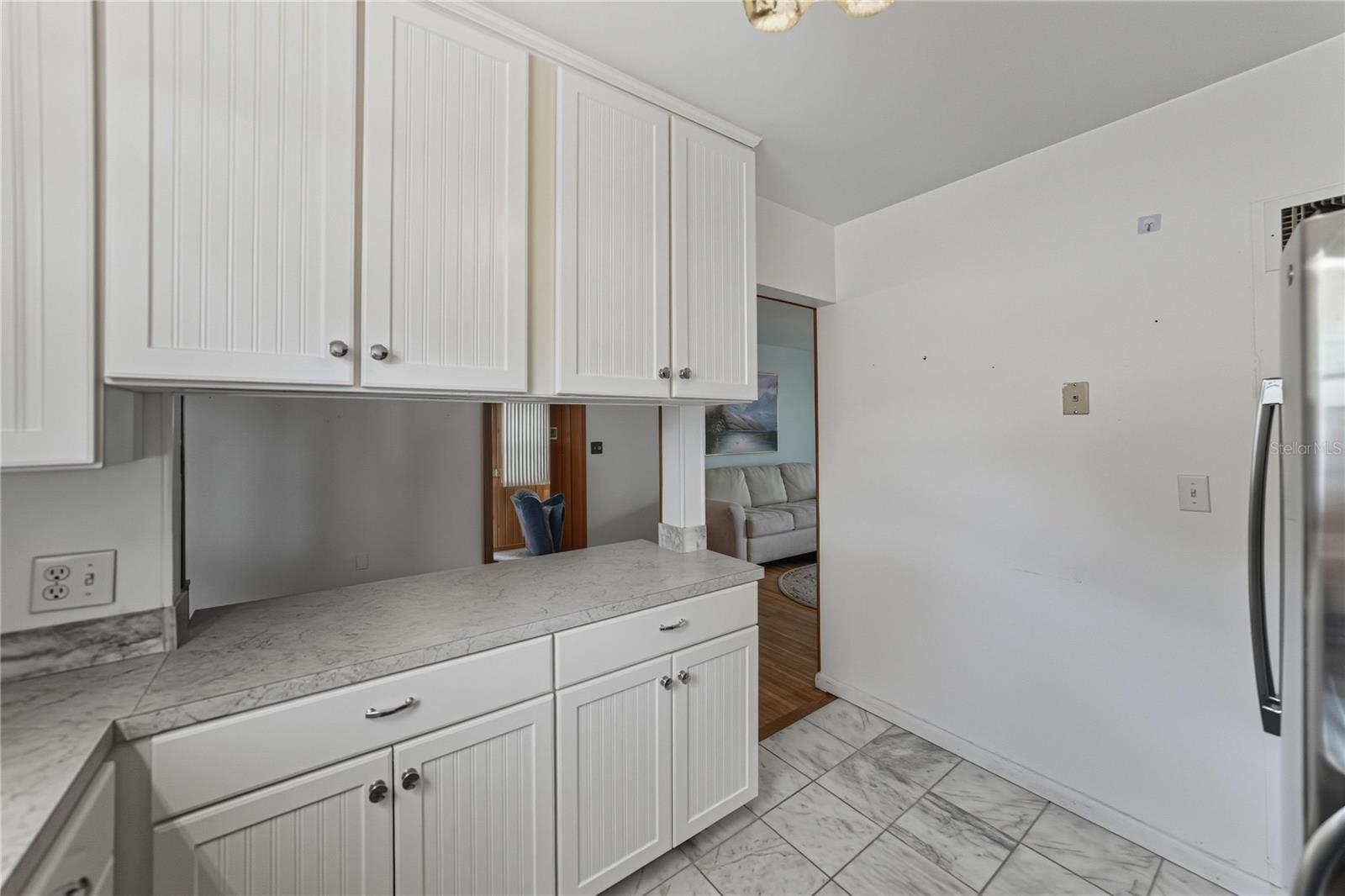 Image 15 of 42 For 307 Glendale Street