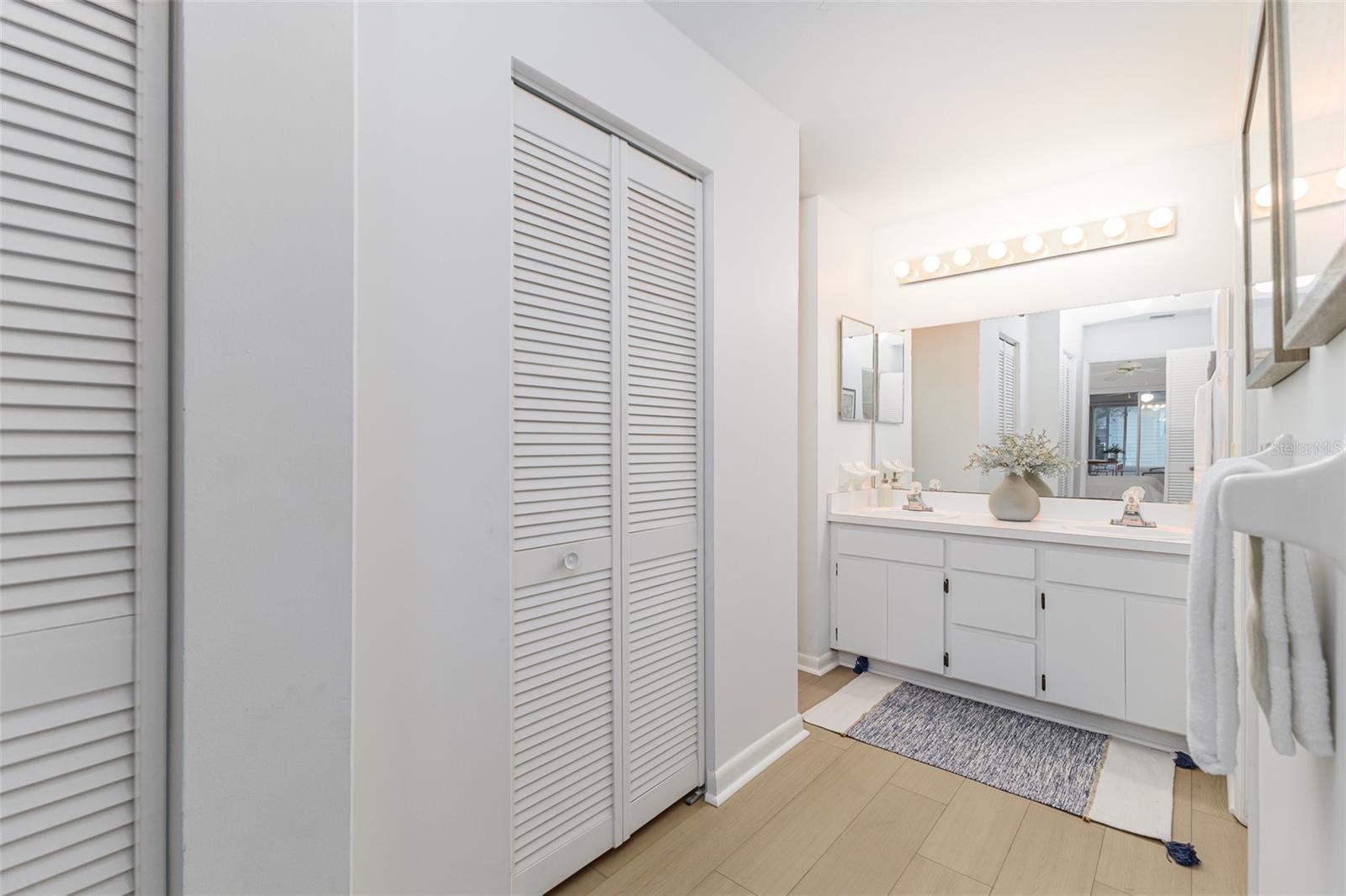 Image 22 of 39 For 4850 Squire Hollow Drive