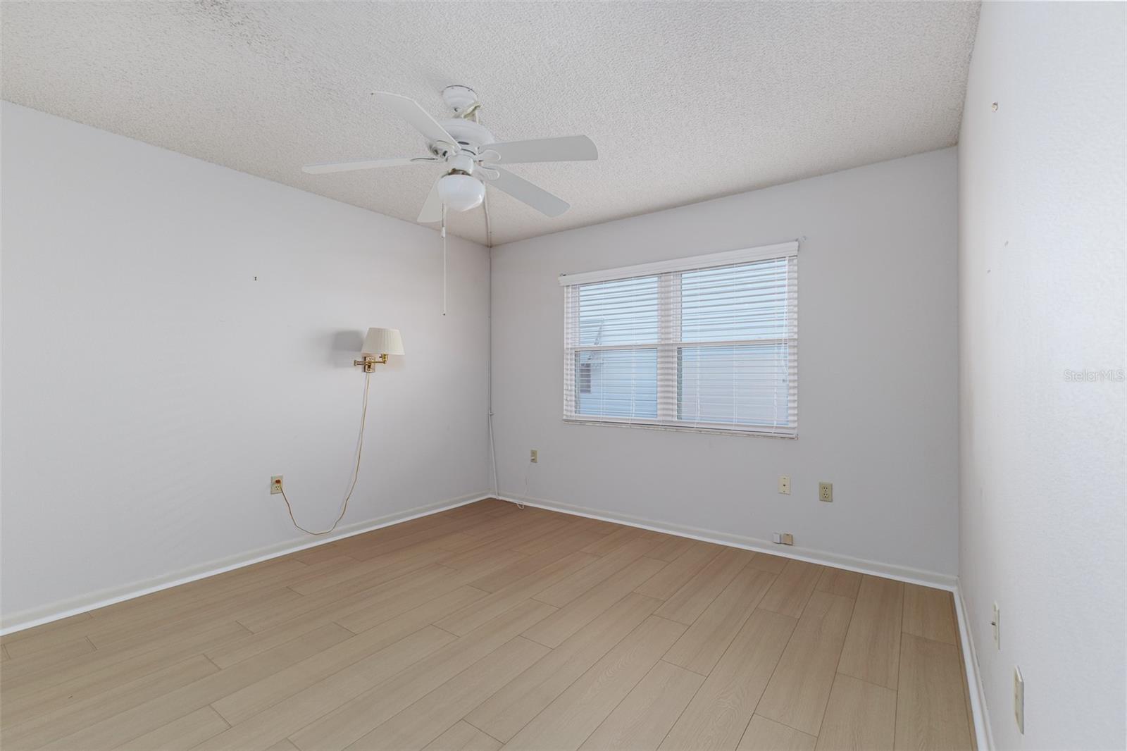 Image 27 of 39 For 4850 Squire Hollow Drive