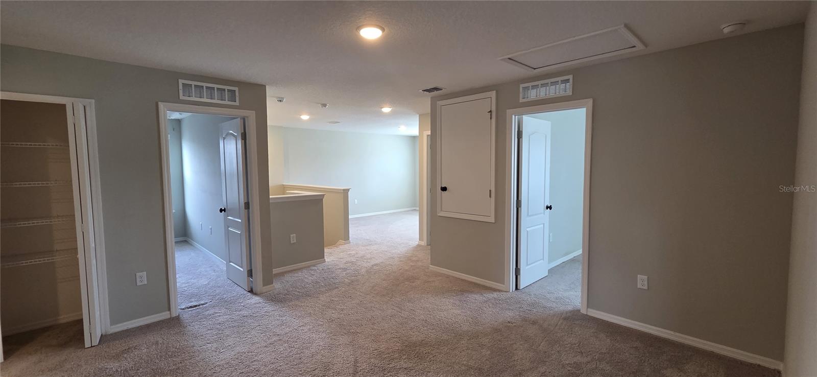 Image 22 of 52 For 581 Pawnee Court