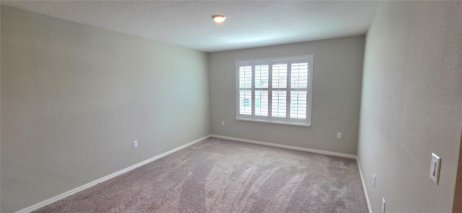 Image 23 of 52 For 581 Pawnee Court