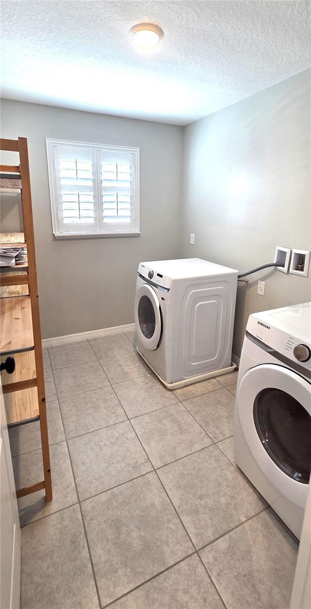 Image 26 of 52 For 581 Pawnee Court