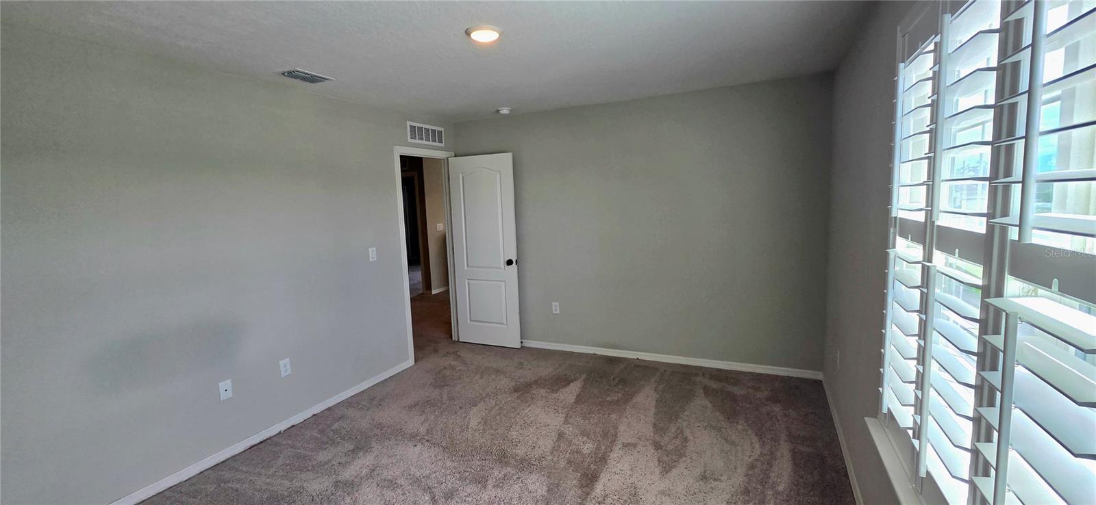 Image 32 of 52 For 581 Pawnee Court