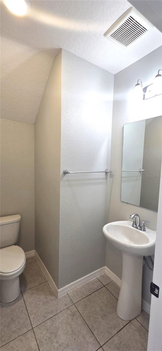 Image 8 of 52 For 581 Pawnee Court