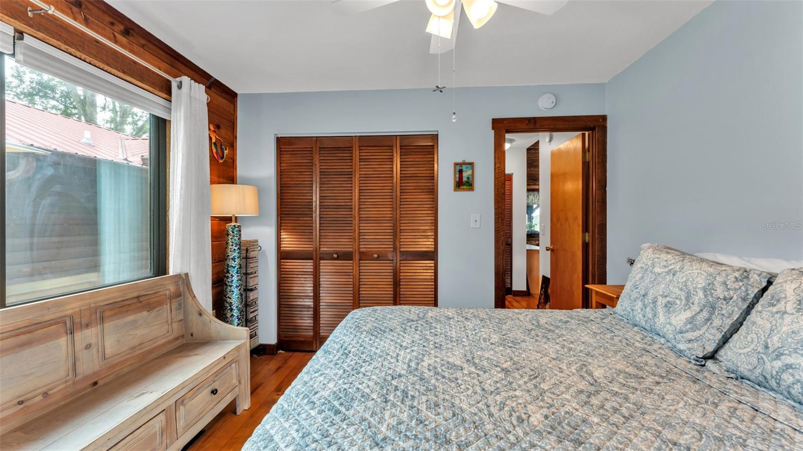 Image 32 of 67 For 219 Lake Menzies Boulevard