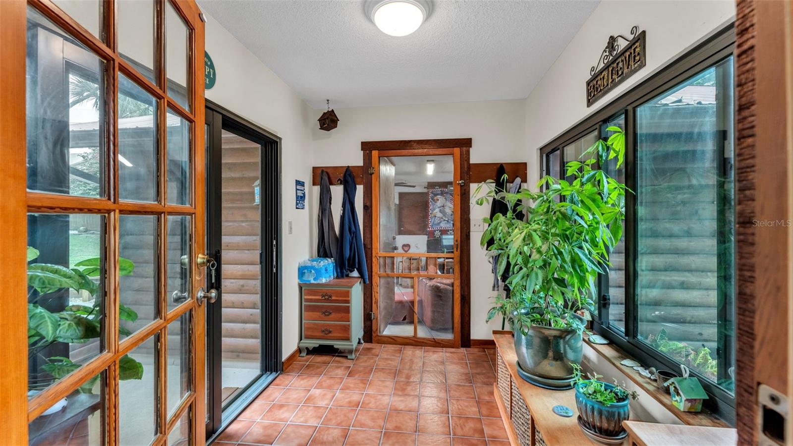 Image 33 of 67 For 219 Lake Menzies Boulevard