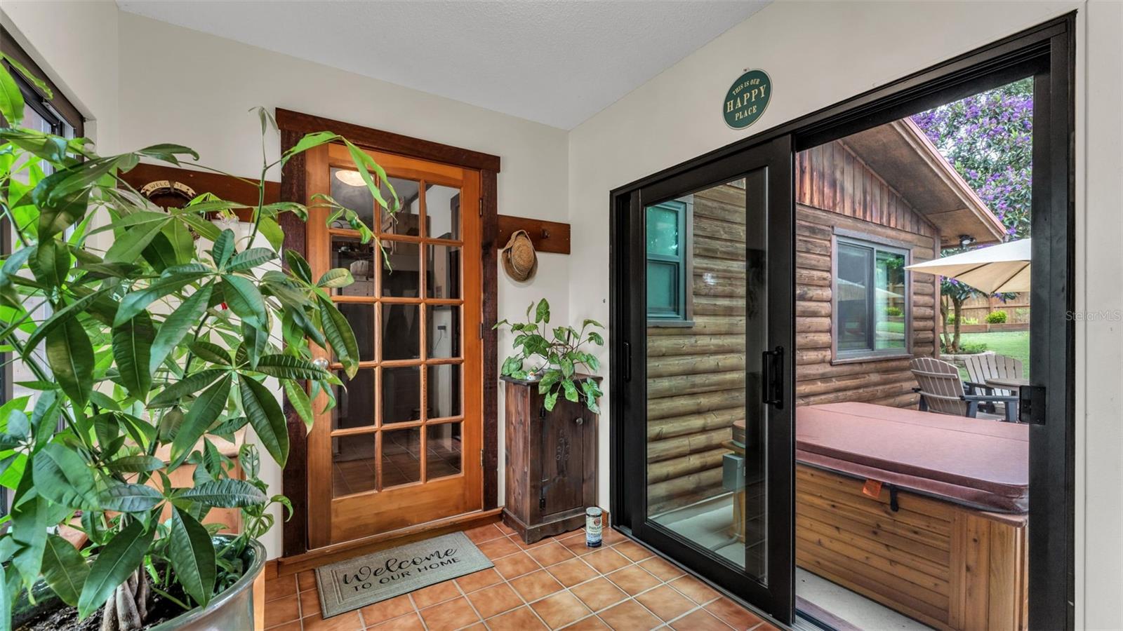 Image 35 of 67 For 219 Lake Menzies Boulevard