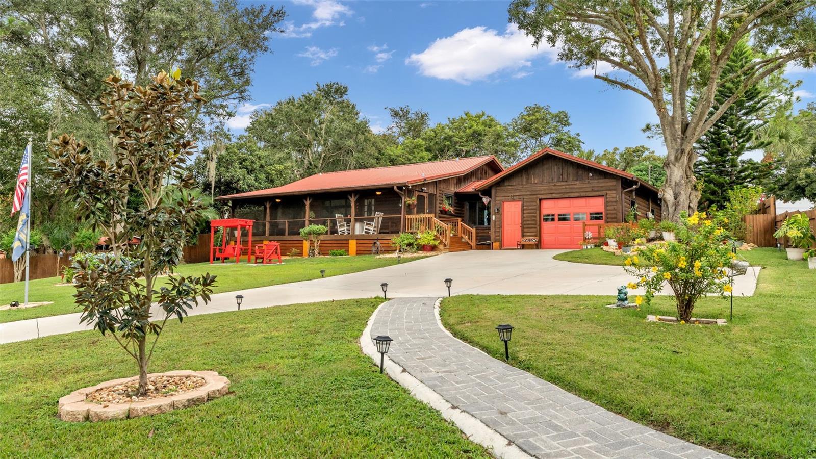 Image 51 of 67 For 219 Lake Menzies Boulevard