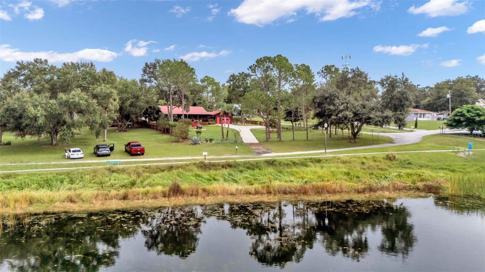 Image 54 of 67 For 219 Lake Menzies Boulevard