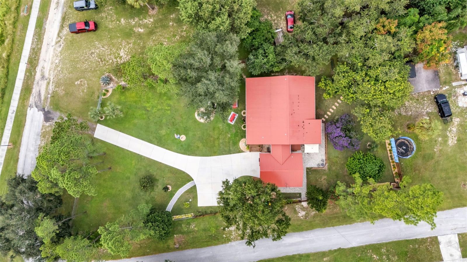 Image 58 of 67 For 219 Lake Menzies Boulevard