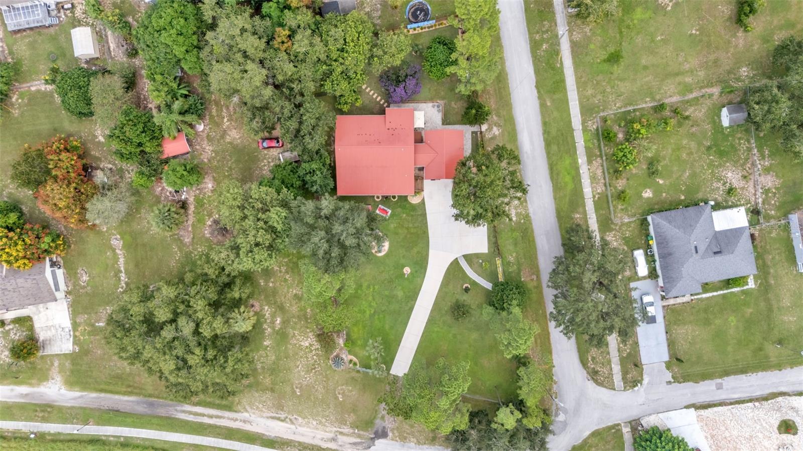 Image 59 of 67 For 219 Lake Menzies Boulevard