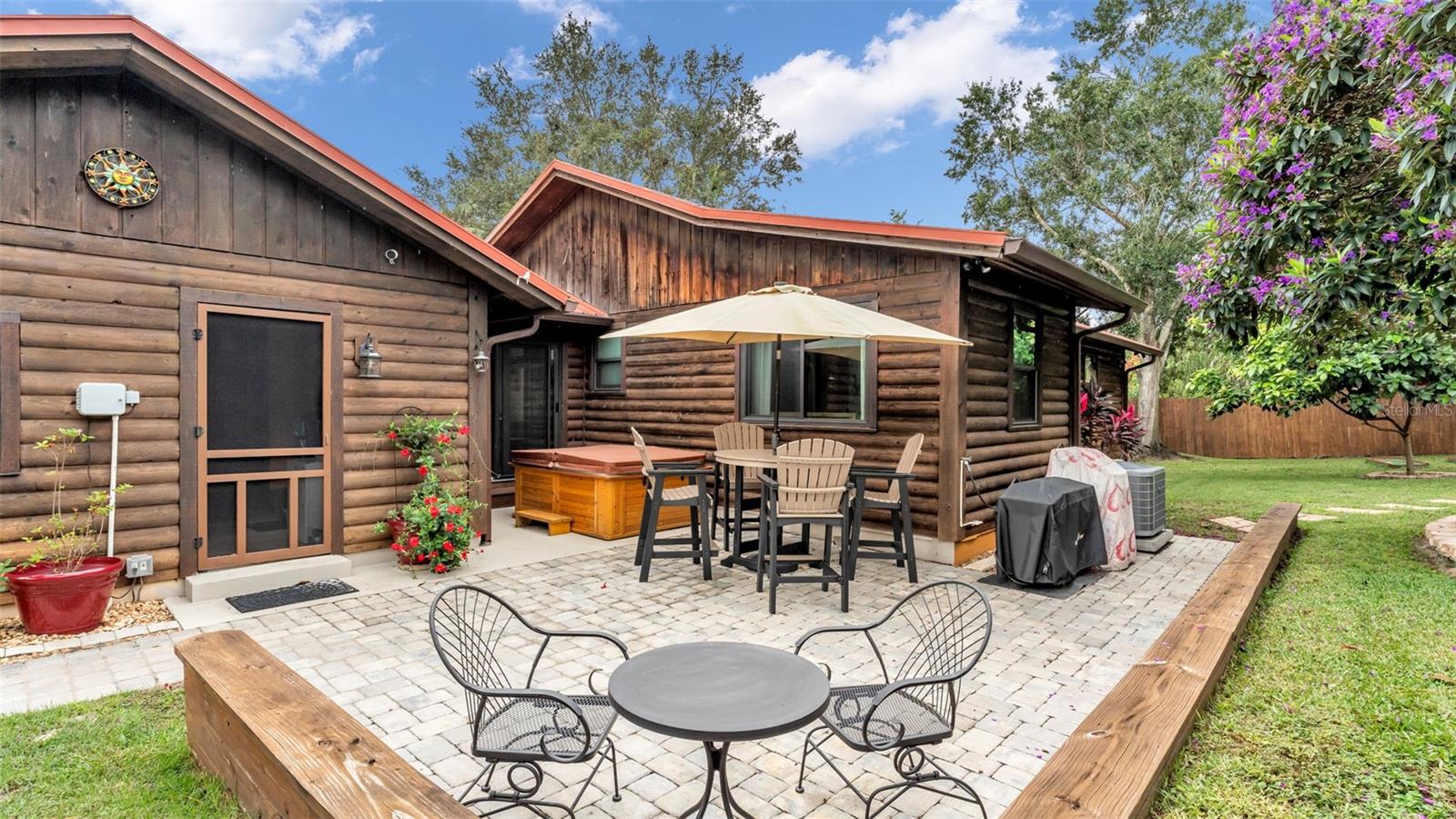 Image 62 of 67 For 219 Lake Menzies Boulevard