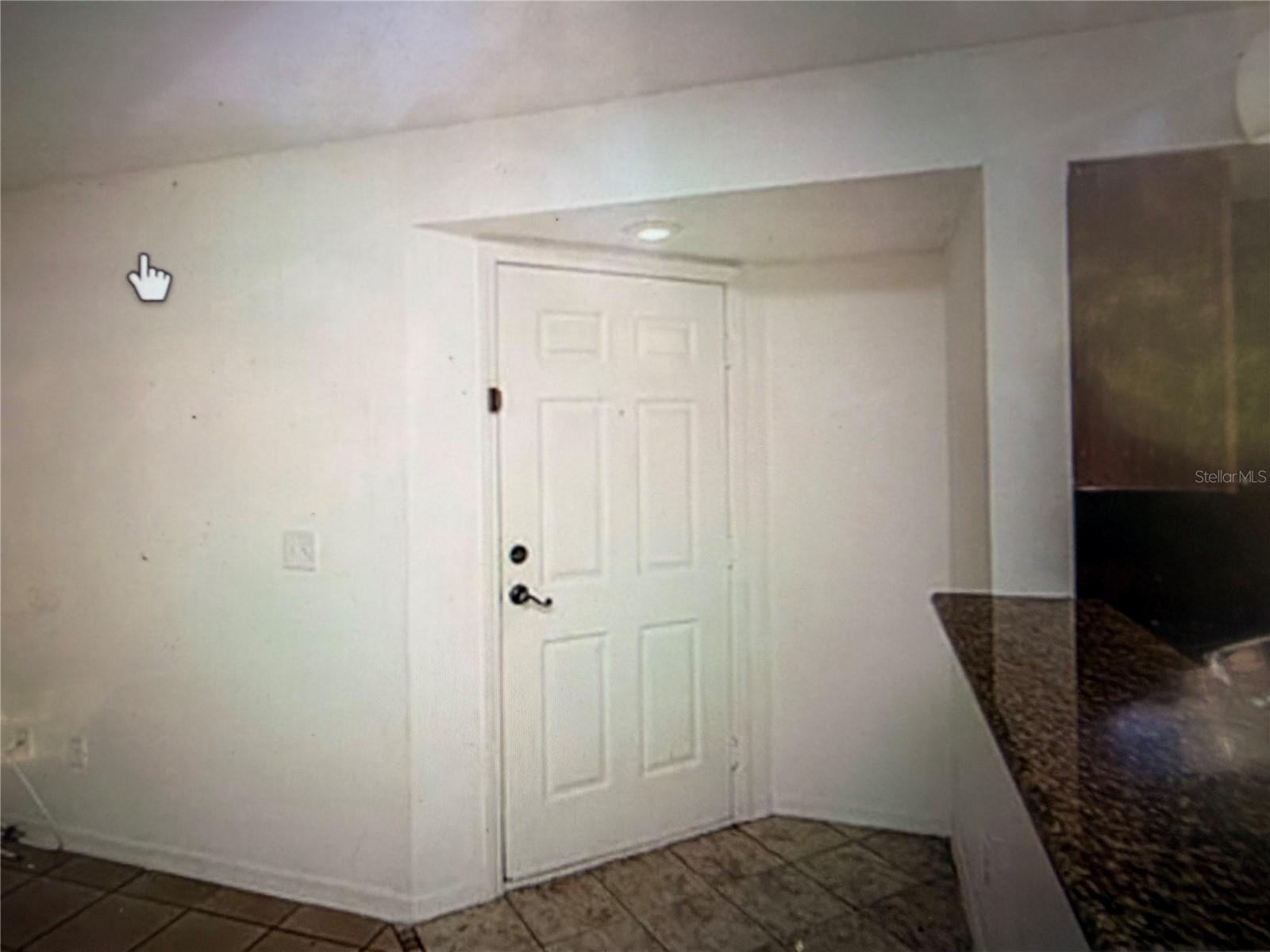Image 3 of 8 For 5140 Conroy Road 18