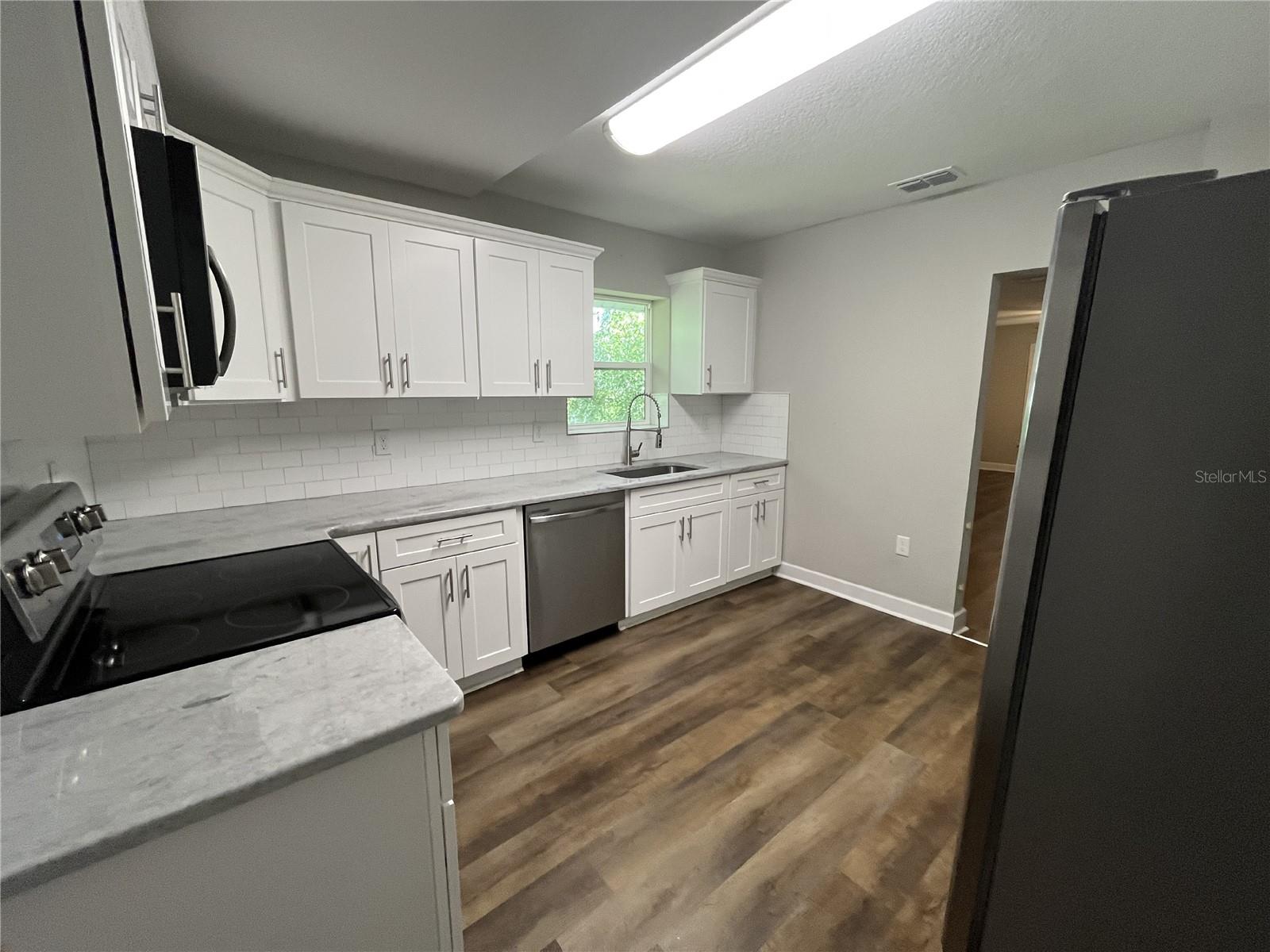 Image 8 of 12 For 507 Patterson Street